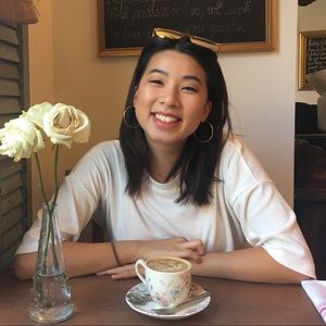 Meet your Posher, Stephanie